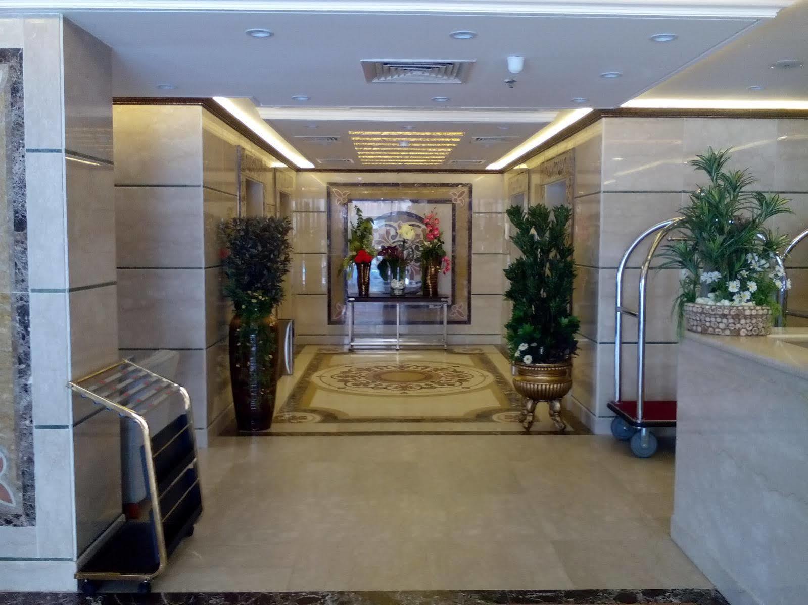 Reefaf Al Hayat Hotel Mecca Exterior photo